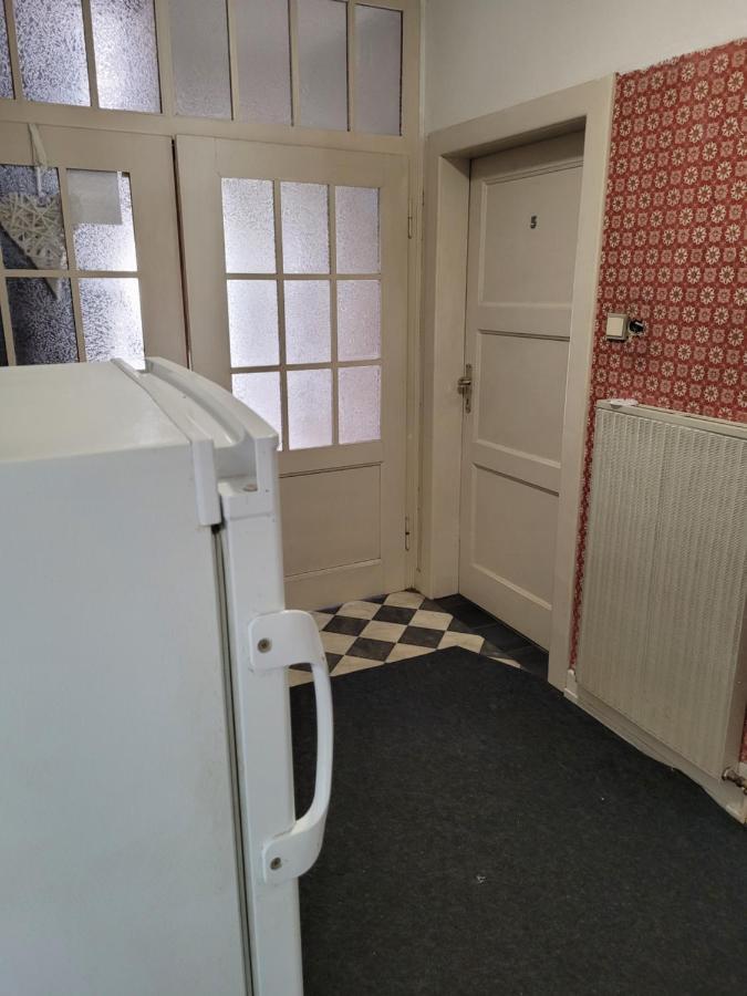 Mehrere Privatzimmer Lang Und Kurzfristig Zu Mieten Sarrebruck Extérieur photo